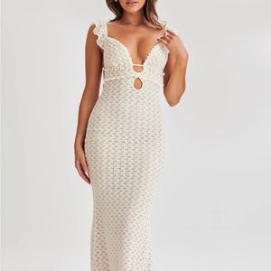 EZRA
Lace Maxi Dress - Ivory